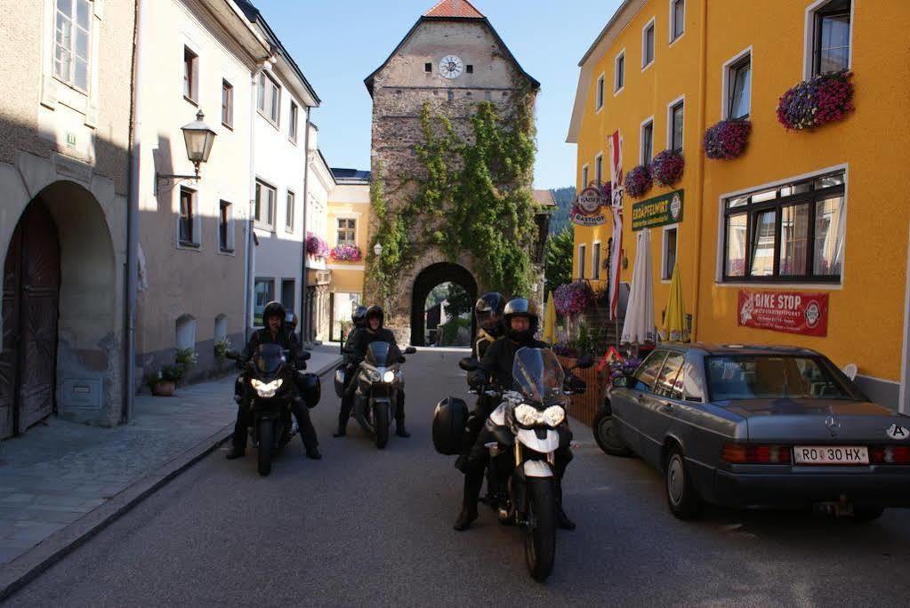 Gasthof 'Zum Alten Turm' Haslach an der Mühl Екстериор снимка